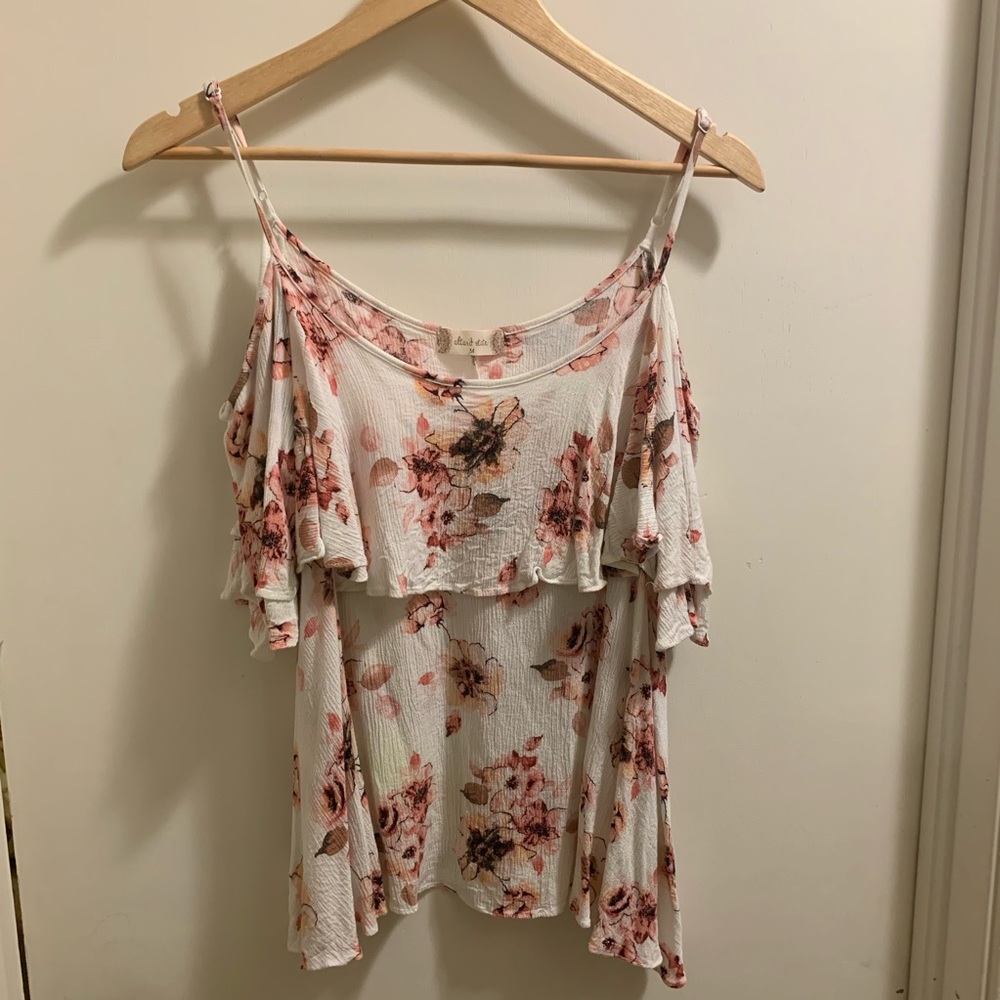 Altar’d State Boho Pink & White Floral Top Size M